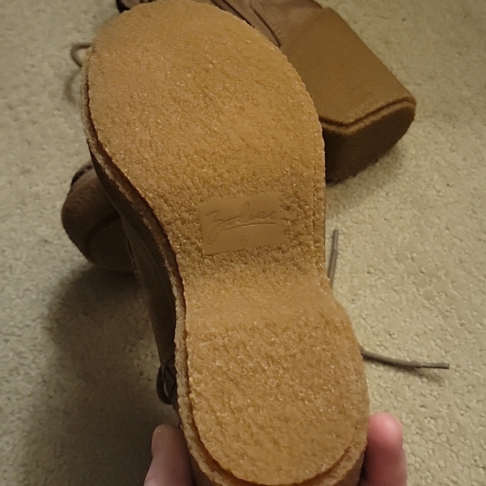 NEW! ZODIAC Talula Vegan Suede Faux Lace Up Wedge Ankle Booties 6. - Picture 8 of 8